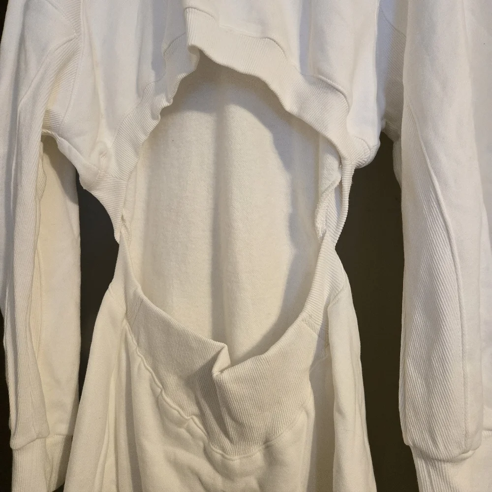 Lg sweatshirt dress  open back design, loose fit on top part ribbed round NWT - Picture 3 of 7